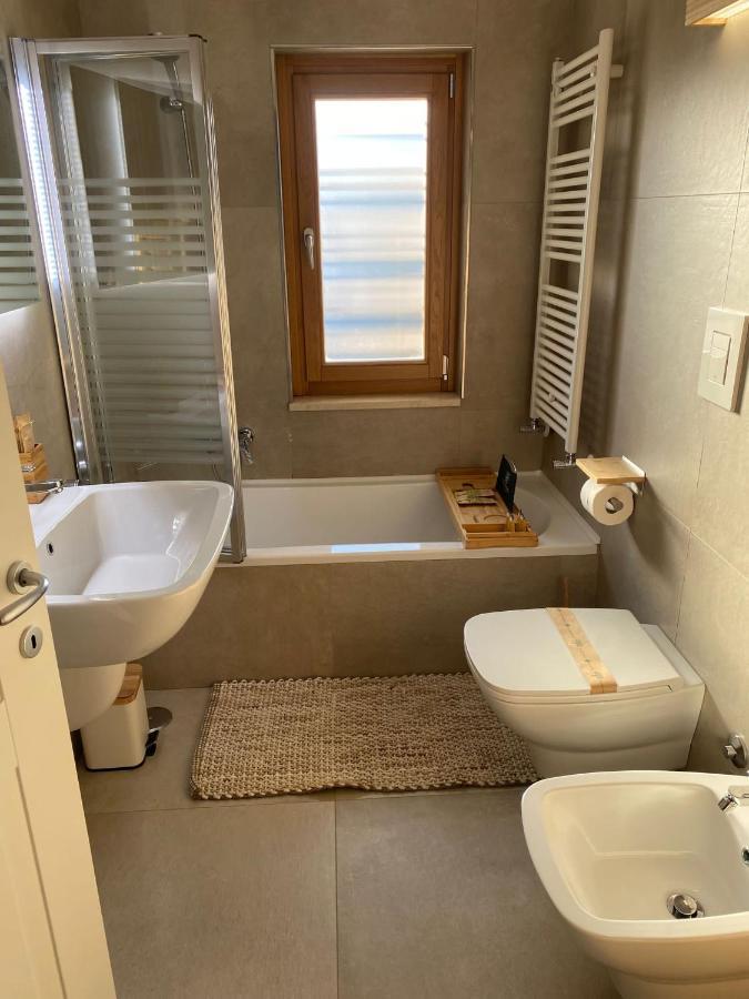 Apulia Casa E Cucina Panzió Trani Kültér fotó